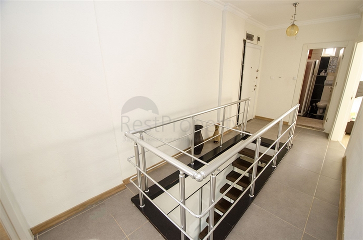 شقة واسعة  4 + 1 في أونجالي كونيالتي أنطاليا