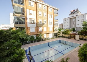 شقة واسعة  4 + 1 في أونجالي كونيالتي أنطاليا