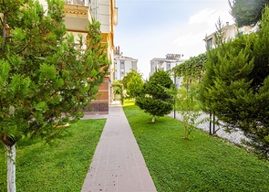 شقة واسعة  4 + 1 في أونجالي كونيالتي أنطاليا