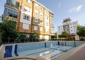 شقة واسعة  4 + 1 في أونجالي كونيالتي أنطاليا