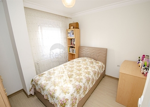 شقة واسعة  4 + 1 في أونجالي كونيالتي أنطاليا