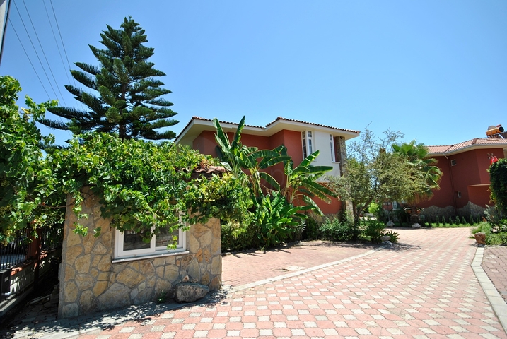 فيلا 3 + 1 مع اثاث في جاميوفا كيمير