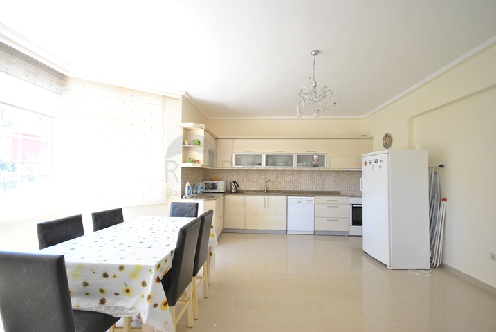 فيلا 3 + 1 مع اثاث في جاميوفا كيمير