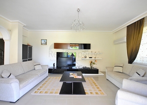 فيلا 3 + 1 مع اثاث في جاميوفا كيمير