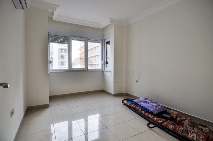 شقة ضمن مجمع عائلي مميز - تصميم 2 غرفة وصالة - في كاستل  / الانيا