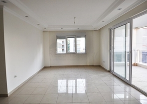 شقة ضمن مجمع عائلي مميز - تصميم 2 غرفة وصالة - في كاستل  / الانيا