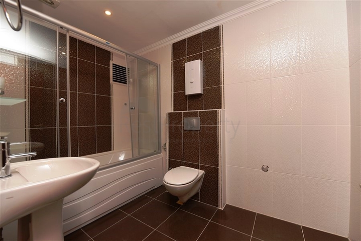 اول صف على البحر - شقق 2 غرفة وصالة - ضمن مجمع سكني حديث 2019 - في مهموتلار / الانيا 