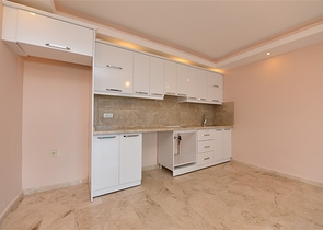 اول صف على البحر - شقق 2 غرفة وصالة - ضمن مجمع سكني حديث 2019 - في مهموتلار / الانيا 