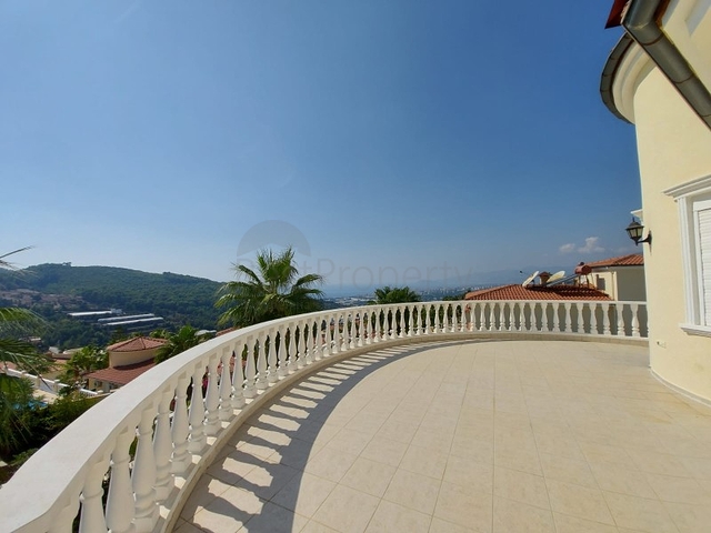 فيلا مستقلة - اطلالة بحر وجبل - مسبج خاص - في كارجي جاك / الانيا 