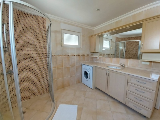 فيلا مستقلة - اطلالة بحر وجبل - مسبج خاص - في كارجي جاك / الانيا 