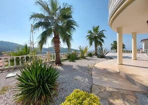 فيلا مستقلة - اطلالة بحر وجبل - مسبج خاص - في كارجي جاك / الانيا 