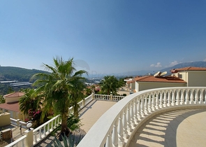 فيلا مستقلة - اطلالة بحر وجبل - مسبج خاص - في كارجي جاك / الانيا 