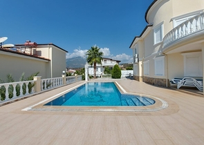 فيلا مستقلة - اطلالة بحر وجبل - مسبج خاص - في كارجي جاك / الانيا 