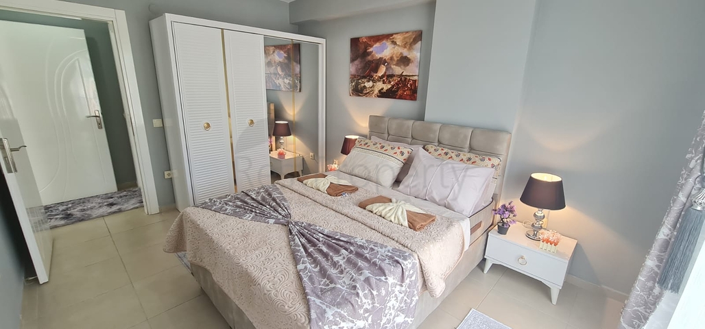 شقة غرفة وصالة - مفروشة - طابق مرتفع - ضمن مجمع - في مهموتلار / الانيا 