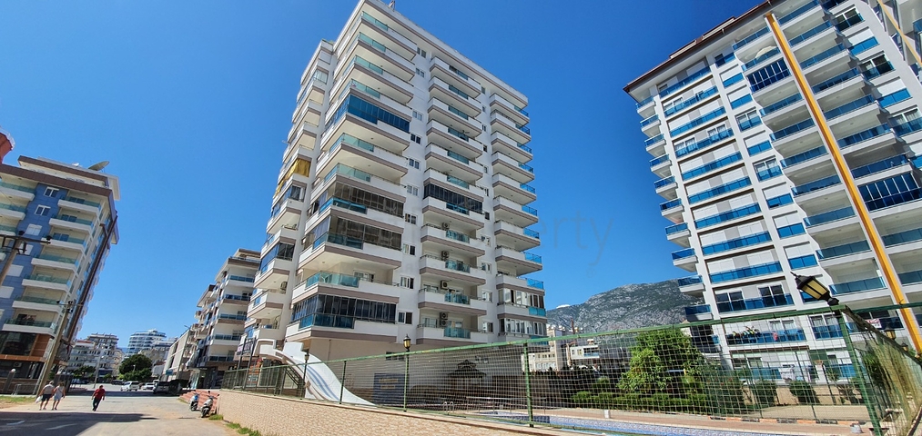 شقة غرفة وصالة - مفروشة - طابق مرتفع - ضمن مجمع - في مهموتلار / الانيا 