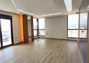 شقة بنتهاوس واسع 4 + 1 في وسط أنطاليا 