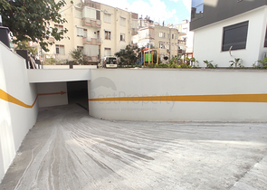 شقة بنتهاوس واسع 4 + 1 في وسط أنطاليا 