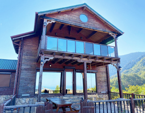 منزل 4 + 1 في Kumluja Kemer محاط ببساتين الحمضيات