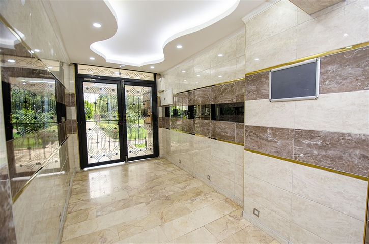 شقة واسعة 4 + 1 مطلة على البحر في أنطاليا