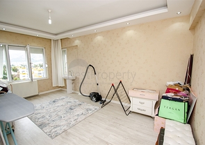 شقة واسعة 4 + 1 مطلة على البحر في أنطاليا