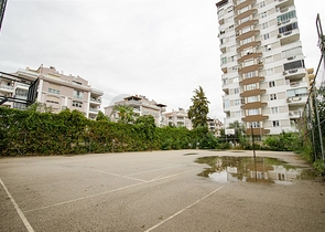 شقة واسعة 4 + 1 مطلة على البحر في أنطاليا