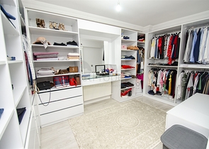 شقة واسعة 4 + 1 مطلة على البحر في أنطاليا