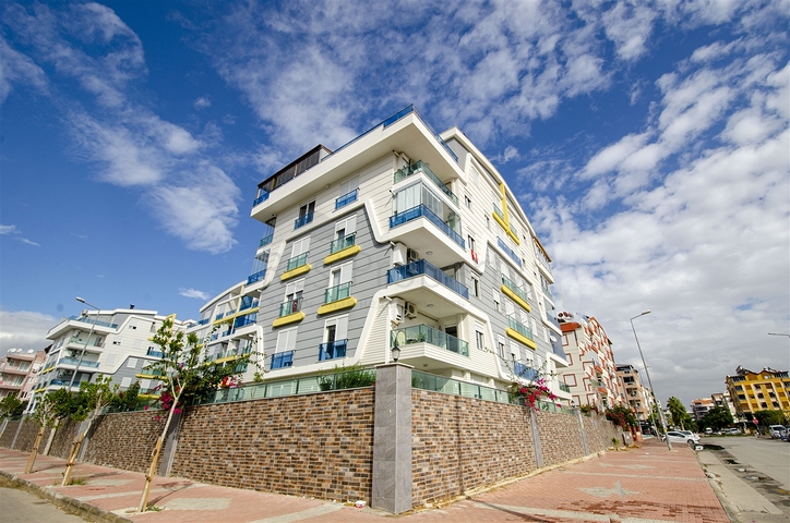 بنتهاوس 3 + 1 مع أثاث على مسافة قريبة من البحر