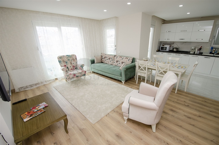 بنتهاوس 3 + 1 مع أثاث على مسافة قريبة من البحر