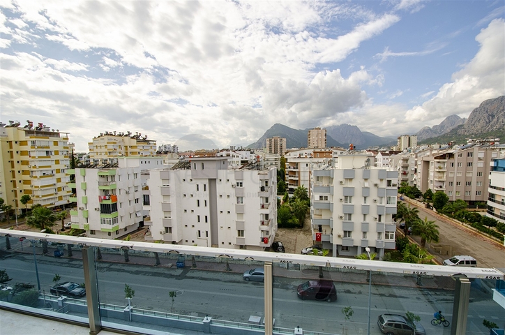 بنتهاوس 3 + 1 مع أثاث على مسافة قريبة من البحر