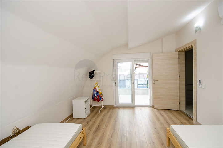 بنتهاوس 3 + 1 مع أثاث على مسافة قريبة من البحر