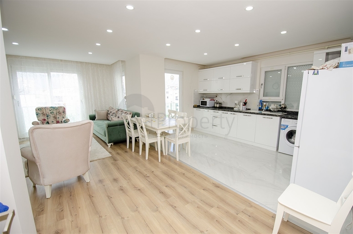 بنتهاوس 3 + 1 مع أثاث على مسافة قريبة من البحر