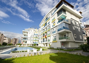 بنتهاوس 3 + 1 مع أثاث على مسافة قريبة من البحر