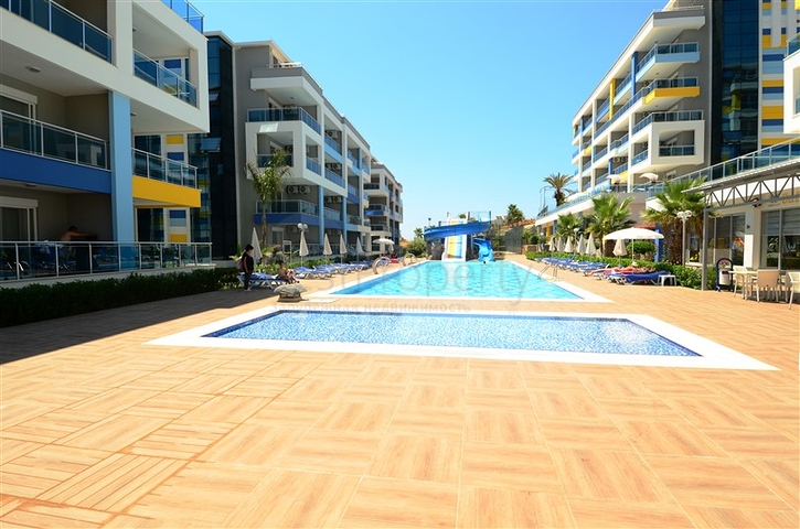 اطلالة بحر - شقة غرفة وصالة - مجمع بخدمات 5 نجوم -في منطقة كاستل الراقية / الانيا 