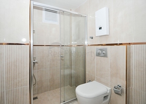 اطلالة بحر - شقة غرفة وصالة - مجمع بخدمات 5 نجوم -في منطقة كاستل الراقية / الانيا 