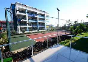 اطلالة بحر - شقة غرفة وصالة - مجمع بخدمات 5 نجوم -في منطقة كاستل الراقية / الانيا 