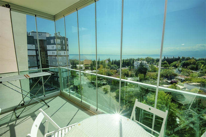 شقة مفروشة 2 + 1 مطلة على البحر في غوزالوبا لارا