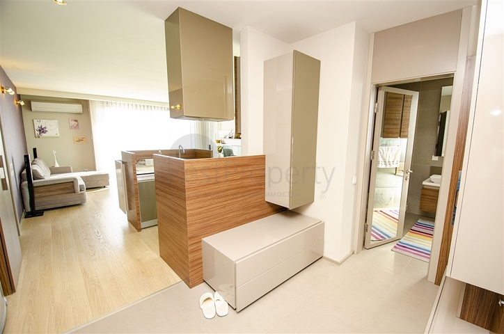 شقة مفروشة 2 + 1 مطلة على البحر في غوزالوبا لارا