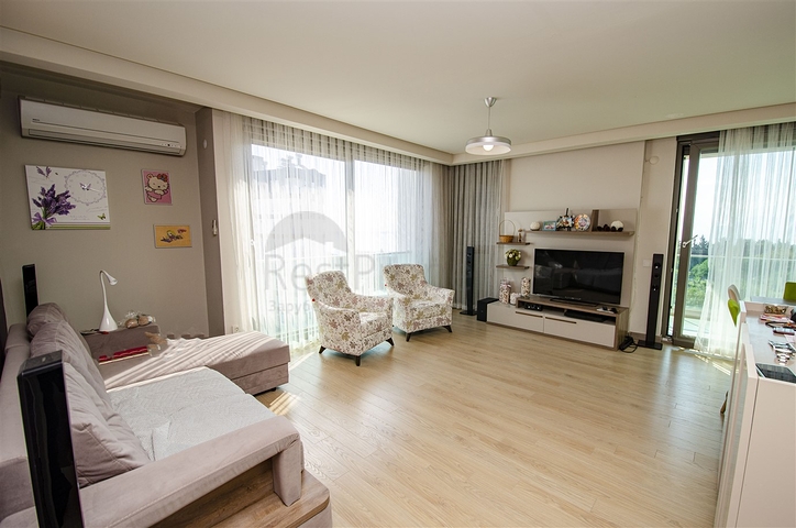 شقة مفروشة 2 + 1 مطلة على البحر في غوزالوبا لارا