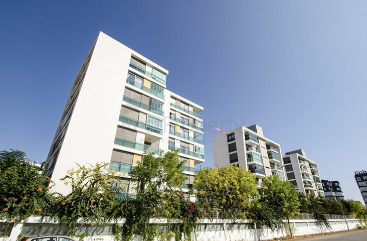 شقة مفروشة 2 + 1 مطلة على البحر في غوزالوبا لارا