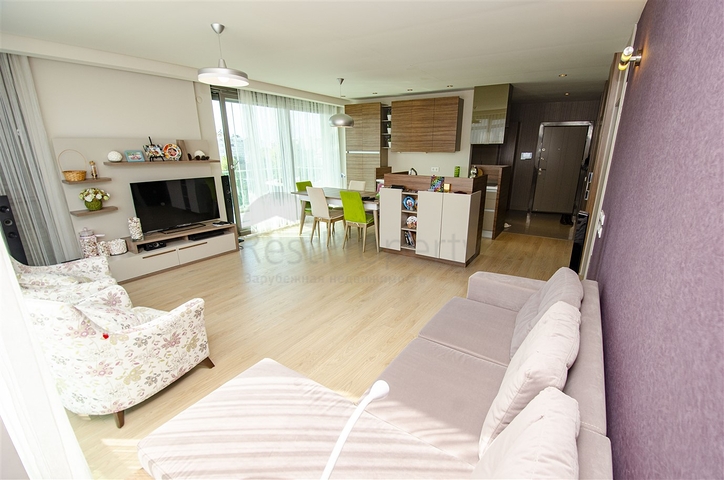 شقة مفروشة 2 + 1 مطلة على البحر في غوزالوبا لارا