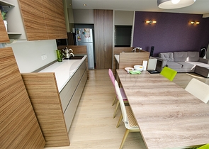 شقة مفروشة 2 + 1 مطلة على البحر في غوزالوبا لارا