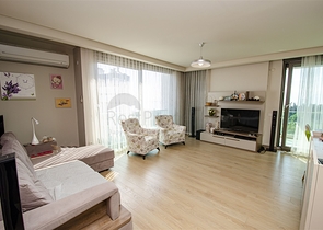 شقة مفروشة 2 + 1 مطلة على البحر في غوزالوبا لارا