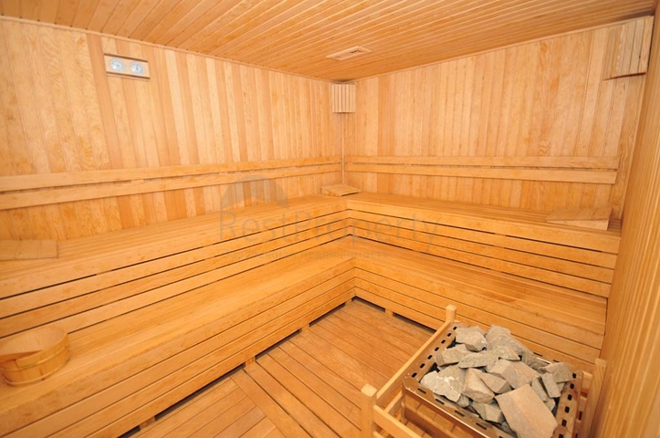 اطلالة جبلية خضراء - شقة غرفة وصالة مفروشة - ضمن مجمع سكني حديث - في مهموتلار / الانيا 