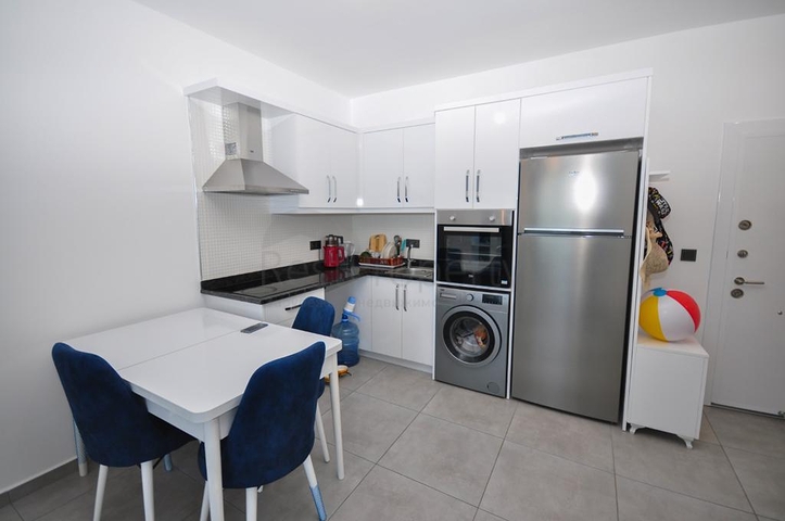 اطلالة جبلية خضراء - شقة غرفة وصالة مفروشة - ضمن مجمع سكني حديث - في مهموتلار / الانيا 