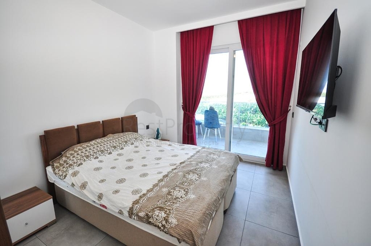 اطلالة جبلية خضراء - شقة غرفة وصالة مفروشة - ضمن مجمع سكني حديث - في مهموتلار / الانيا 