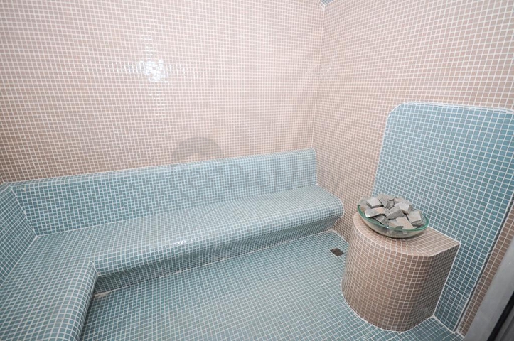 اطلالة جبلية خضراء - شقة غرفة وصالة مفروشة - ضمن مجمع سكني حديث - في مهموتلار / الانيا 