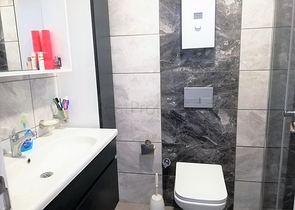 اطلالة جبلية خضراء - شقة غرفة وصالة مفروشة - ضمن مجمع سكني حديث - في مهموتلار / الانيا 