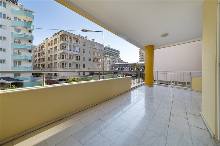 انيقة وذات موقع مميز قريب من البحر والخدمات - شقة لك ولعائلتك - 3 غرف وصالة مع الاثاث- مهموتلار / الانيا 