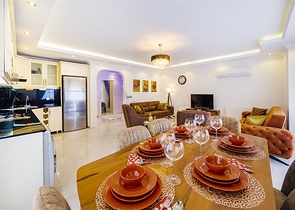 انيقة وذات موقع مميز قريب من البحر والخدمات - شقة لك ولعائلتك - 3 غرف وصالة مع الاثاث- مهموتلار / الانيا 