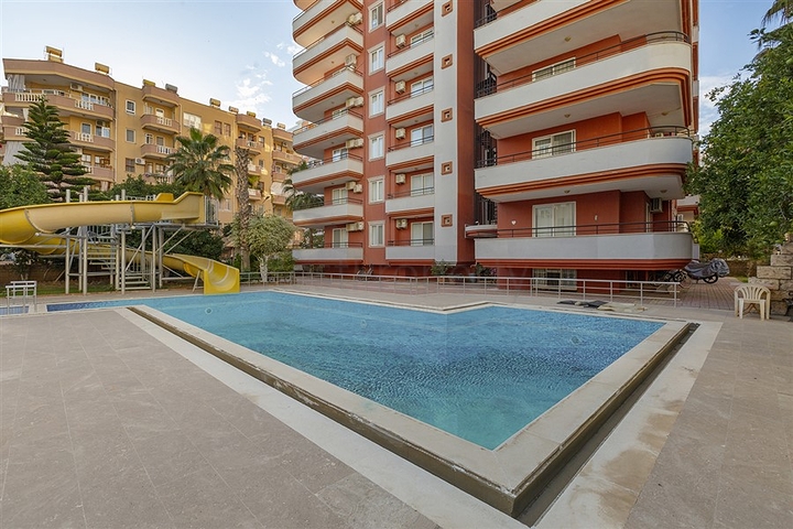 طابق مرتفع - شقة 2 غرفة وصالة - اثاث حديث - في مهموتلار / الانيا 